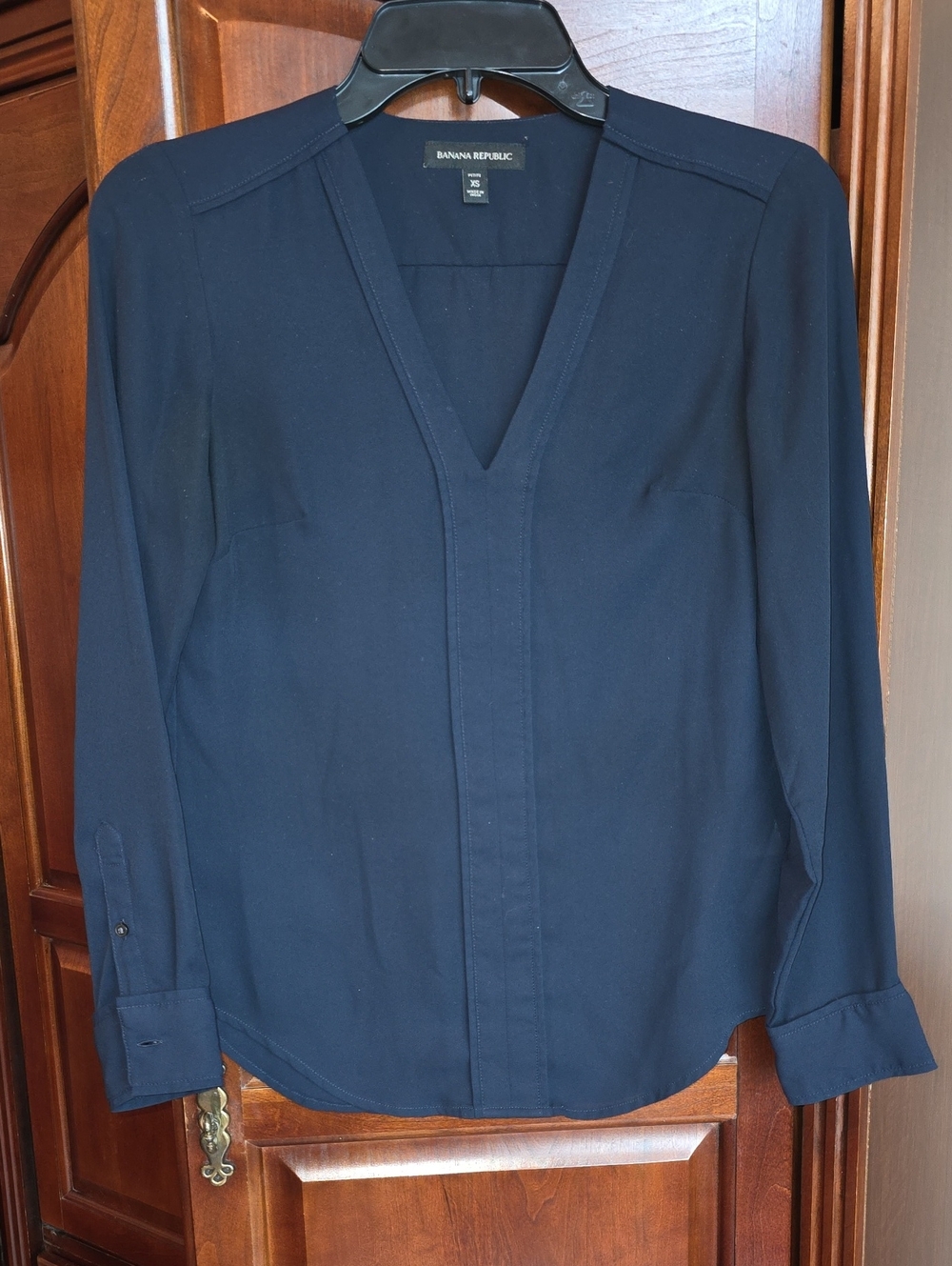 BR V-Neck Long Sleeve Blouse XS Petite